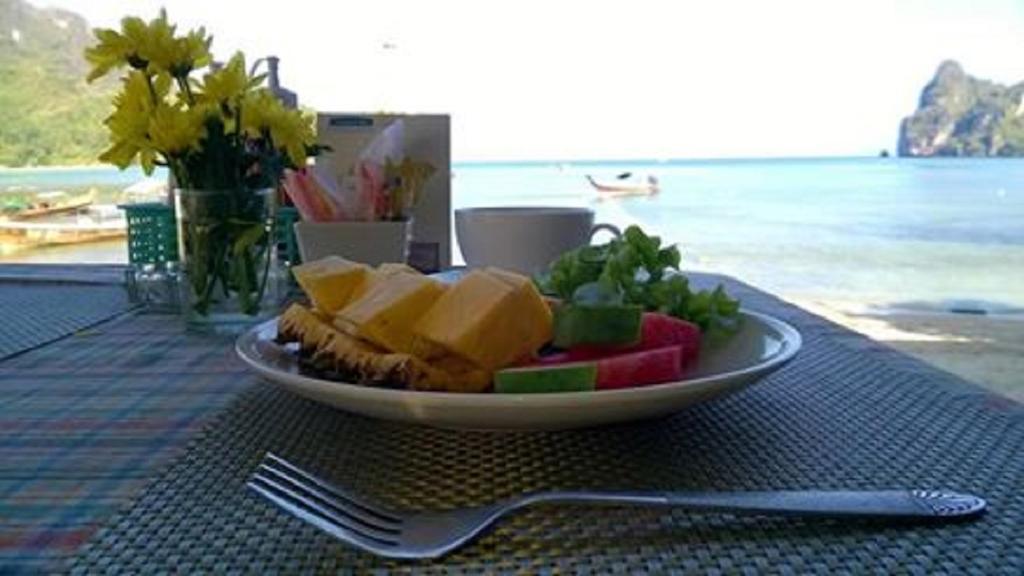 The Beacha Club Hotel Phi Phi Don Εξωτερικό φωτογραφία